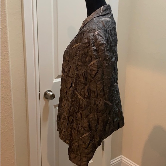 Jacket - Picture 3 of 5